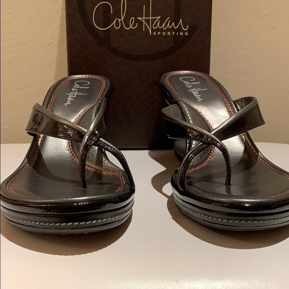 Shoes - Picture 2 of 7